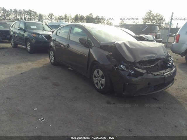 KIA FORTE 2017 3kpfk4a75he131340