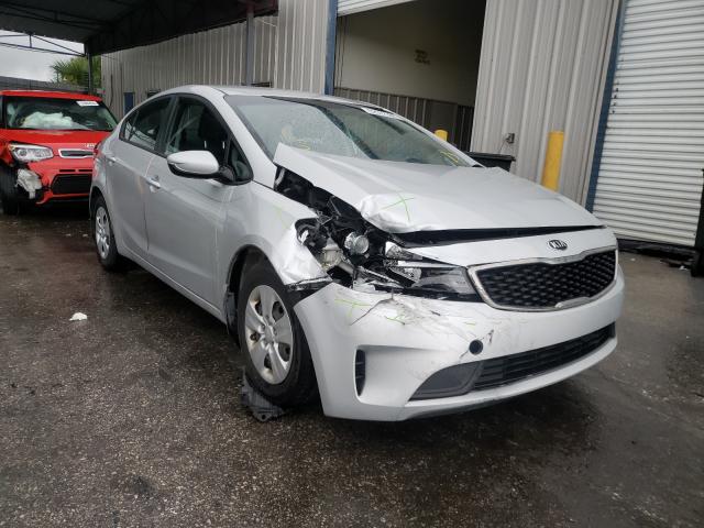 KIA FORTE LX 2017 3kpfk4a75he133556