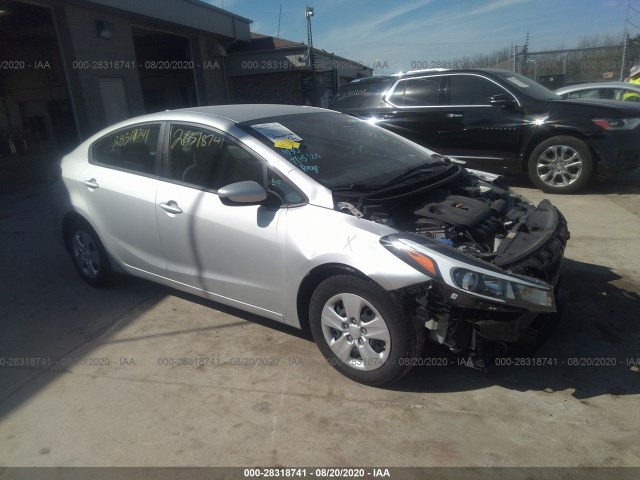 KIA FORTE 2017 3kpfk4a75he134626