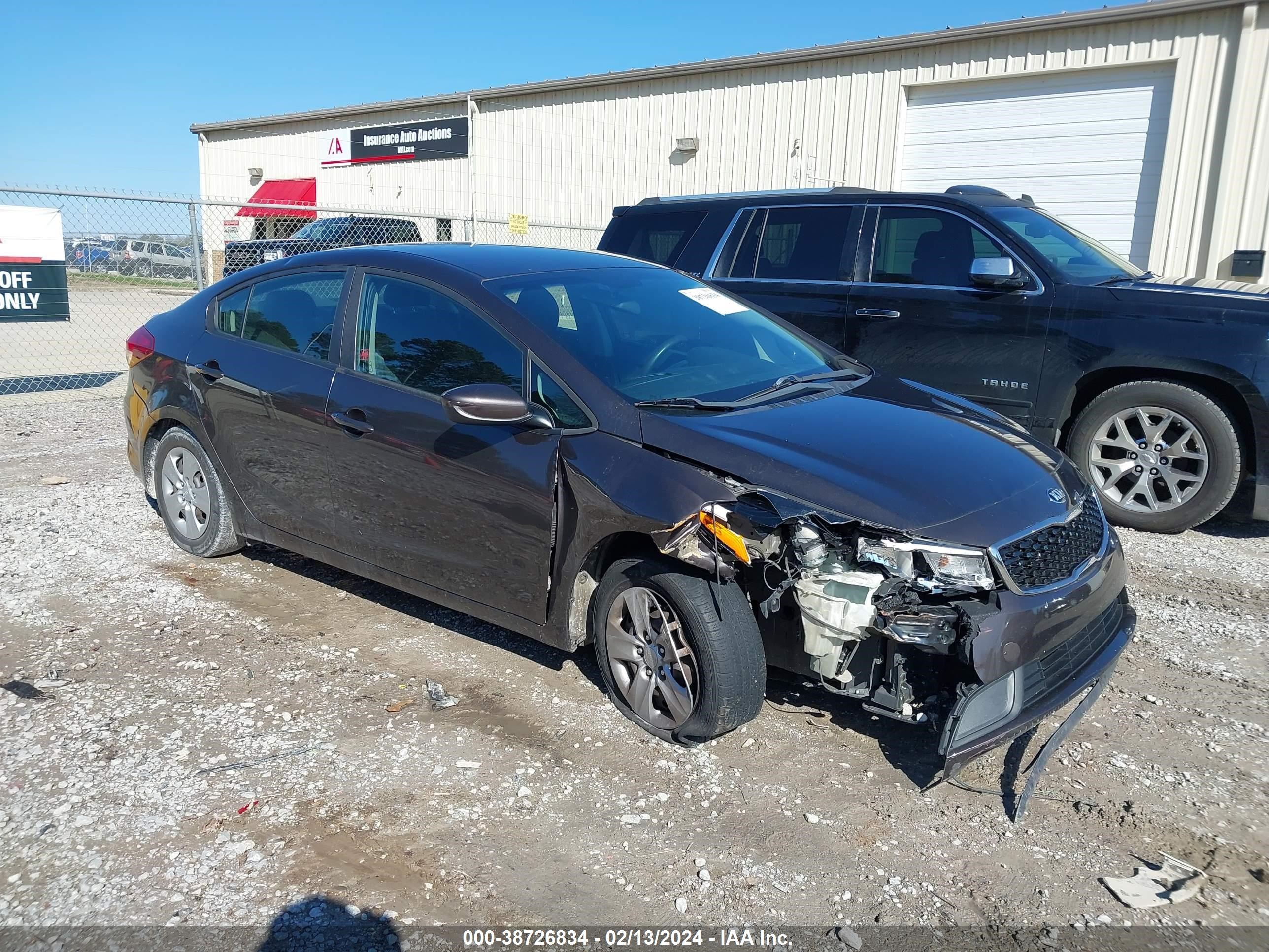 KIA FORTE 2017 3kpfk4a75he140037