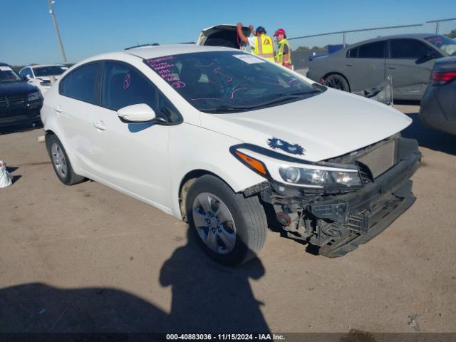 KIA FORTE 2017 3kpfk4a75he142631