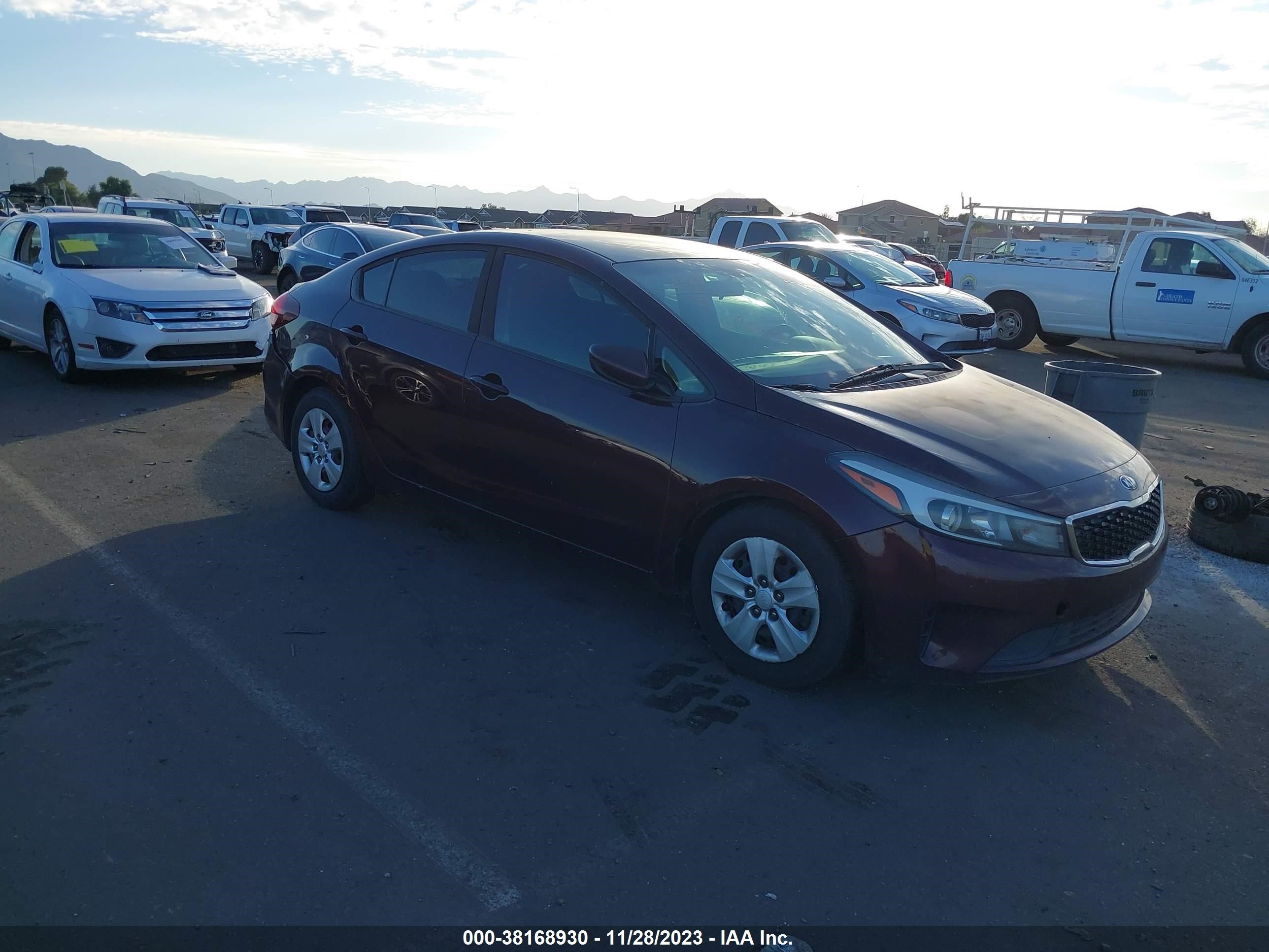 KIA FORTE 2017 3kpfk4a75he146310