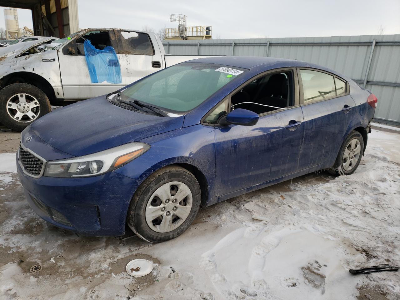 KIA FORTE 2017 3kpfk4a75he157386