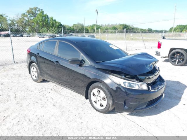 KIA FORTE 2018 3kpfk4a75je168927