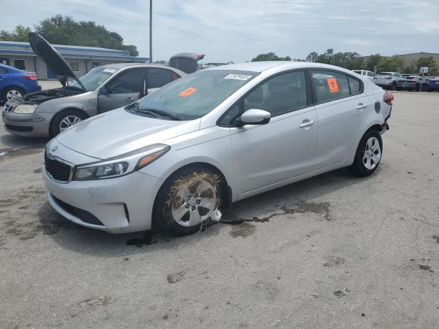 KIA FORTE LX 2018 3kpfk4a75je179863