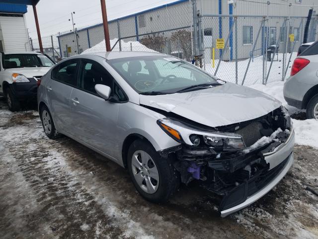 KIA FORTE LX 2018 3kpfk4a75je190930