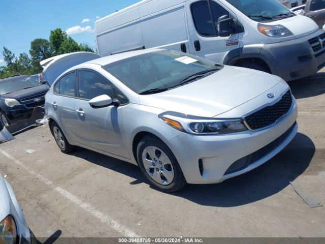 KIA FORTE 2018 3kpfk4a75je195108