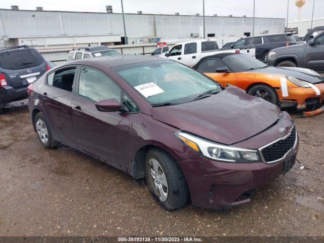 KIA FORTE 2018 3kpfk4a75je204244