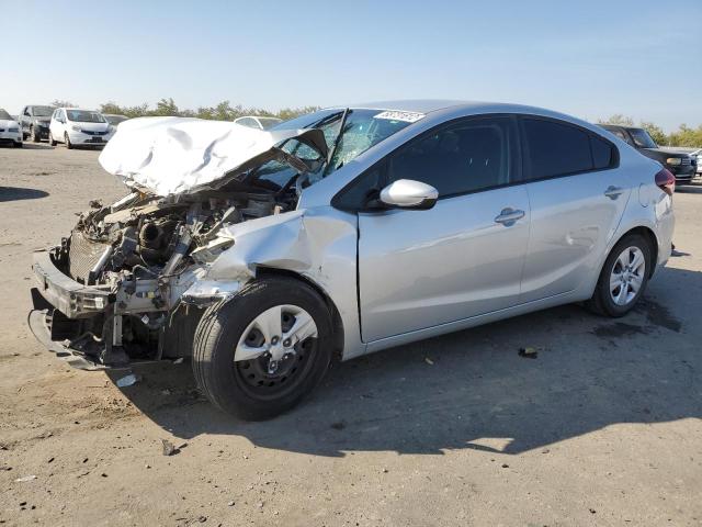 KIA FORTE LX 2018 3kpfk4a75je211923