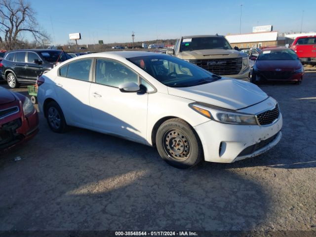 KIA FORTE 2018 3kpfk4a75je214904