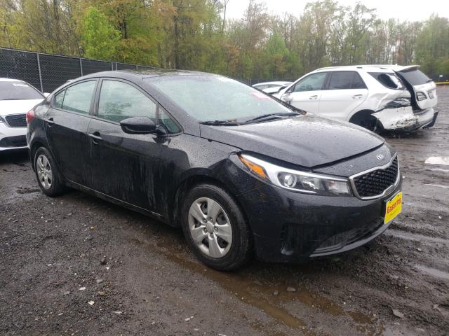 KIA FORTE LX 2018 3kpfk4a75je217902