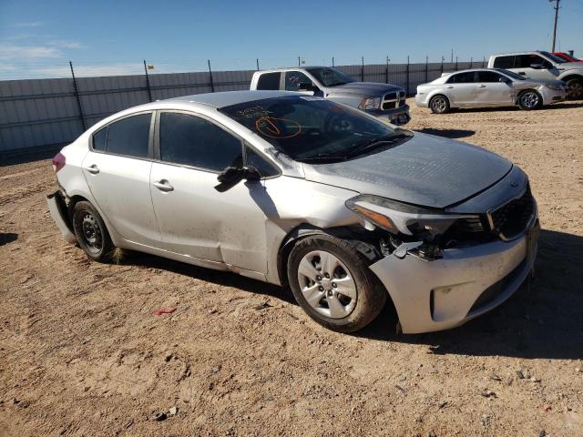 KIA FORTE LX 2018 3kpfk4a75je219214