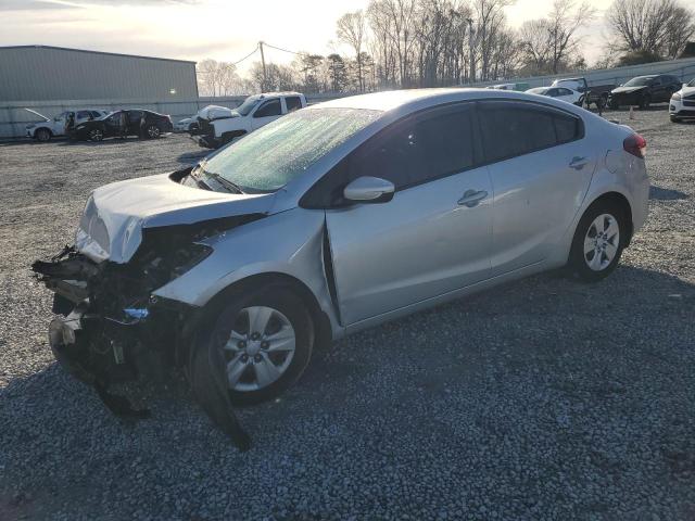 KIA FORTE 2018 3kpfk4a75je226664