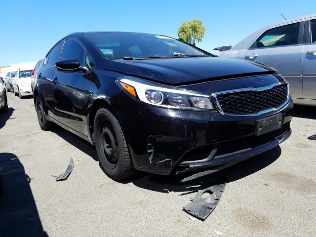 KIA FORTE LX 2018 3kpfk4a75je230410