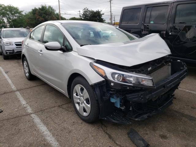 KIA FORTE LX 2018 3kpfk4a75je269790