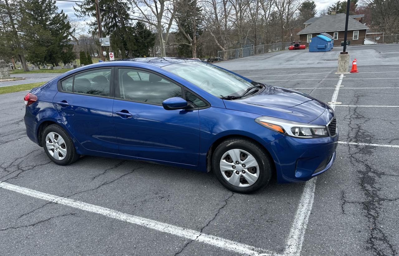 KIA FORTE 2018 3kpfk4a75je278490