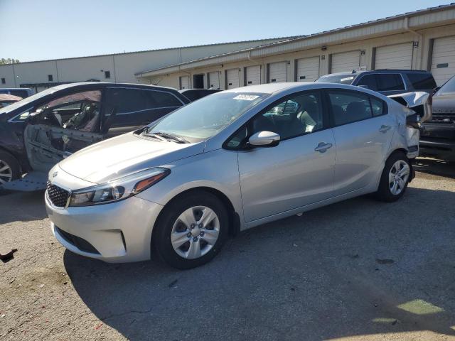 KIA FORTE LX 2018 3kpfk4a75je284662