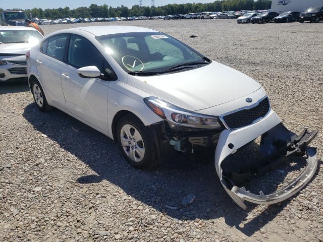 KIA FORTE LX 2018 3kpfk4a75je284810