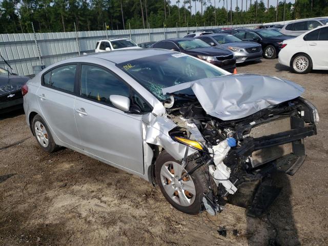 KIA FORTE LX 2017 3kpfk4a76he014219