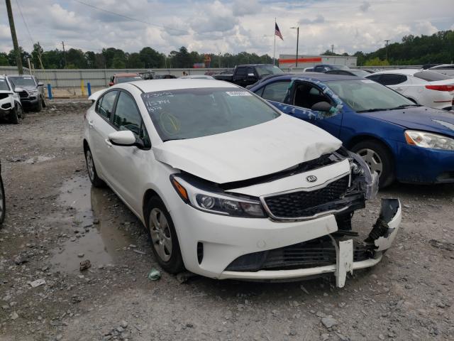 KIA FORTE LX 2017 3kpfk4a76he028587