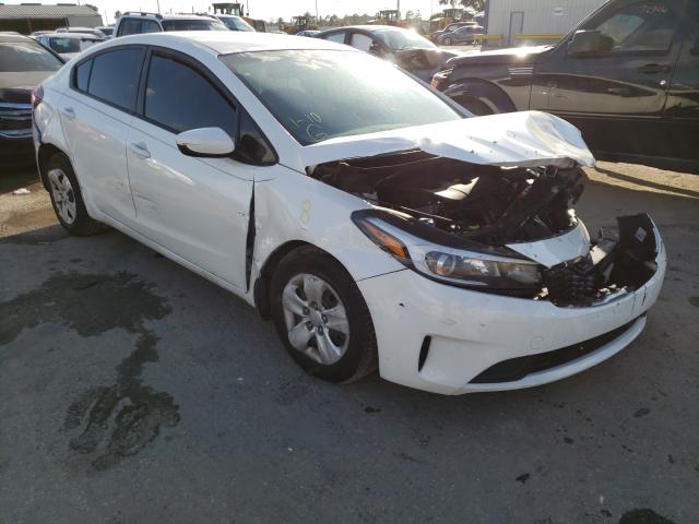 KIA FORTE LX 2017 3kpfk4a76he042389