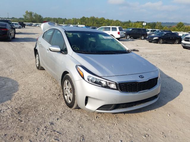 KIA FORTE LX 2017 3kpfk4a76he048466