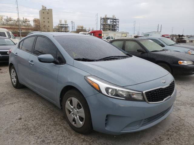 KIA FORTE LX 2017 3kpfk4a76he058558