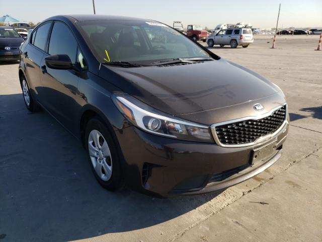 KIA FORTE LX 2017 3kpfk4a76he061198