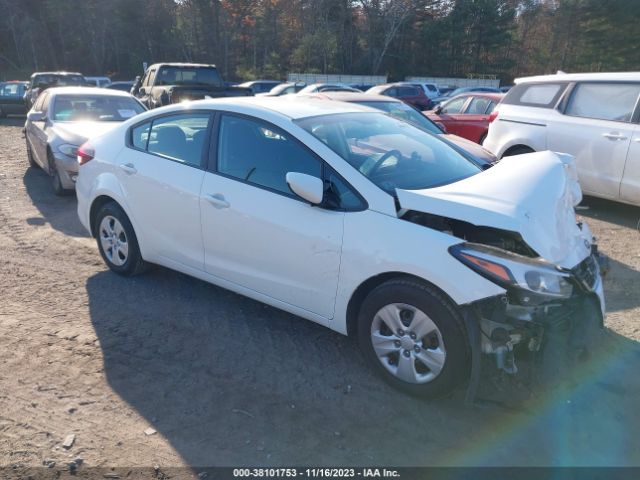 KIA FORTE 2017 3kpfk4a76he076624