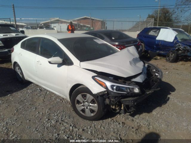 KIA FORTE 2017 3kpfk4a76he081189