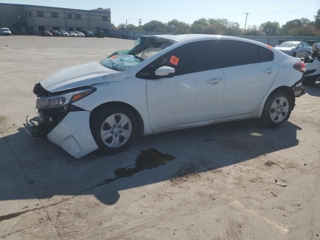 KIA FORTE LX 2017 3kpfk4a76he081502