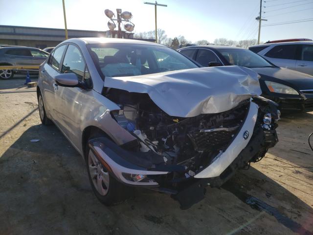 KIA FORTE LX 2017 3kpfk4a76he081757