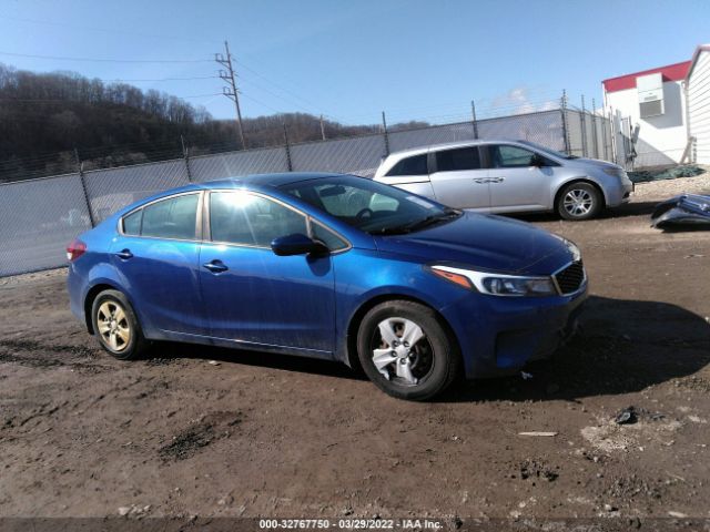 KIA FORTE 2017 3kpfk4a76he096095