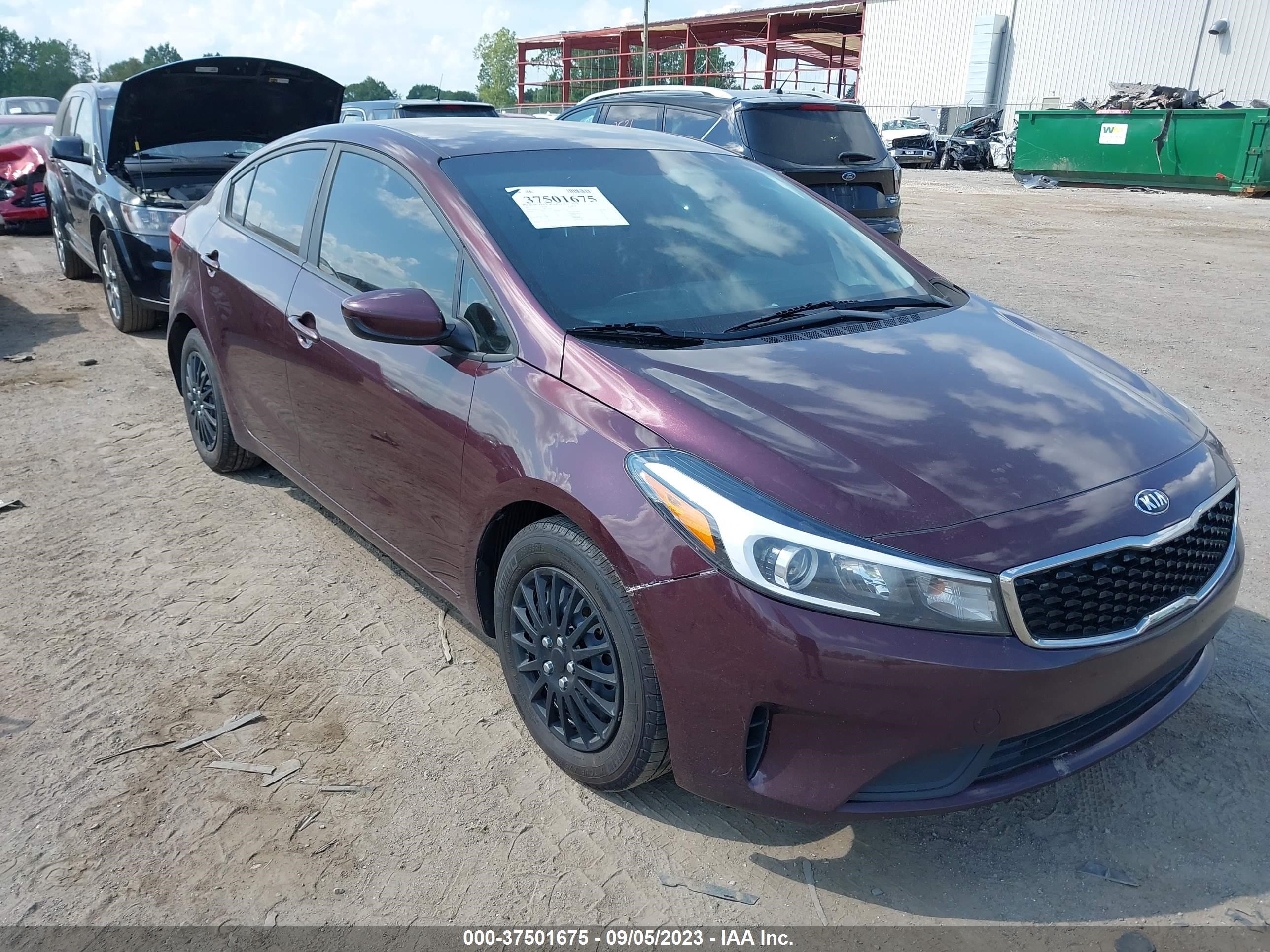 KIA FORTE 2017 3kpfk4a76he113316