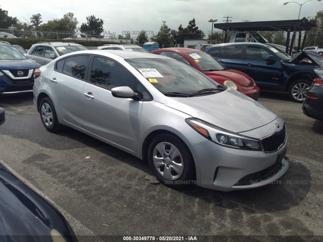 KIA FORTE 2017 3kpfk4a76he129368