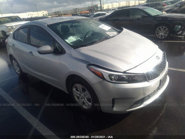 KIA FORTE 2017 3kpfk4a76he130682