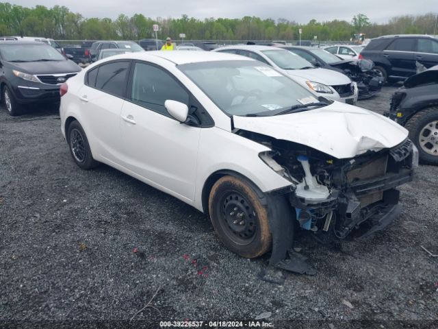 KIA FORTE 2017 3kpfk4a76he135753