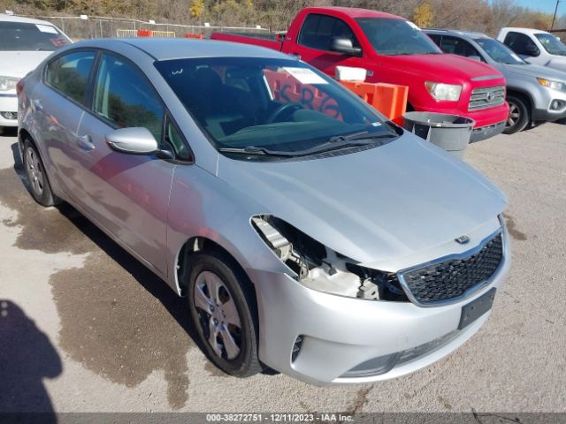 KIA FORTE 2017 3kpfk4a76he139804