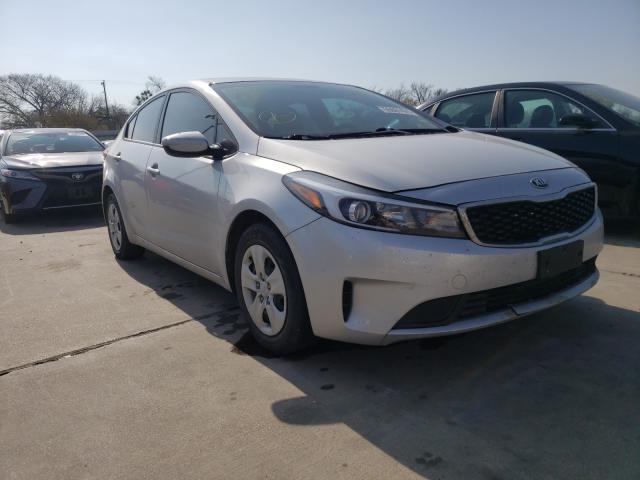 KIA FORTE LX 2017 3kpfk4a76he158269