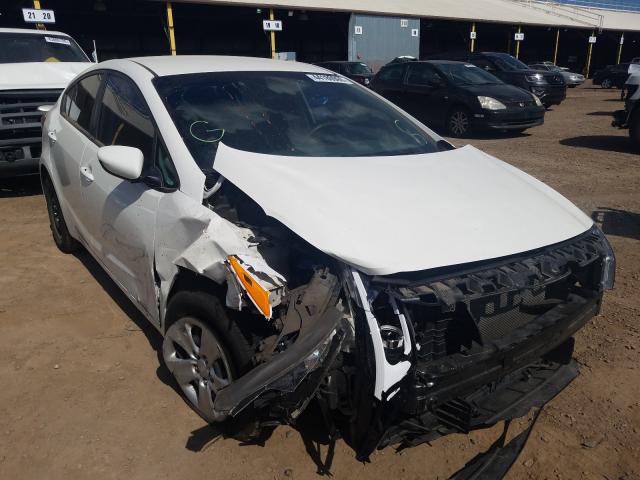 KIA FORTE LX 2018 3kpfk4a76je167673