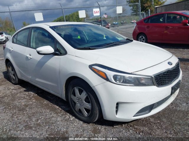 KIA FORTE 2018 3kpfk4a76je196235