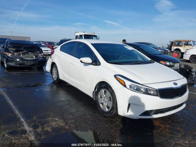 KIA FORTE 2018 3kpfk4a76je202406