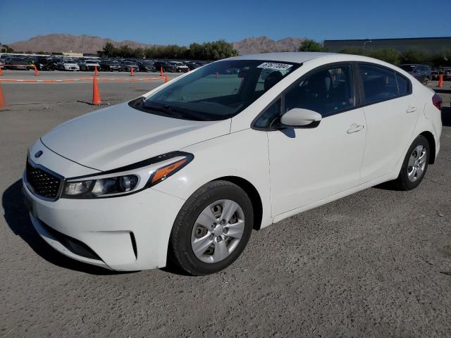 KIA FORTE LX 2018 3kpfk4a76je211462