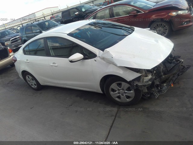 KIA FORTE 2018 3kpfk4a76je214183