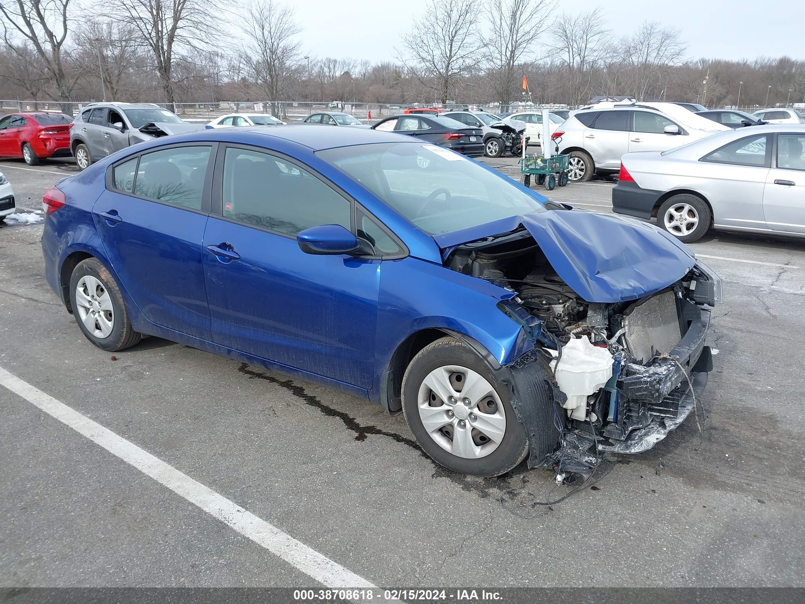 KIA FORTE 2018 3kpfk4a76je220002