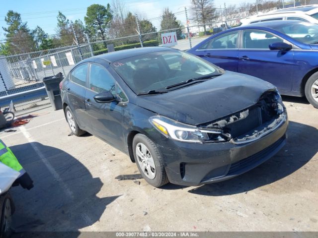 KIA FORTE 2018 3kpfk4a76je261147