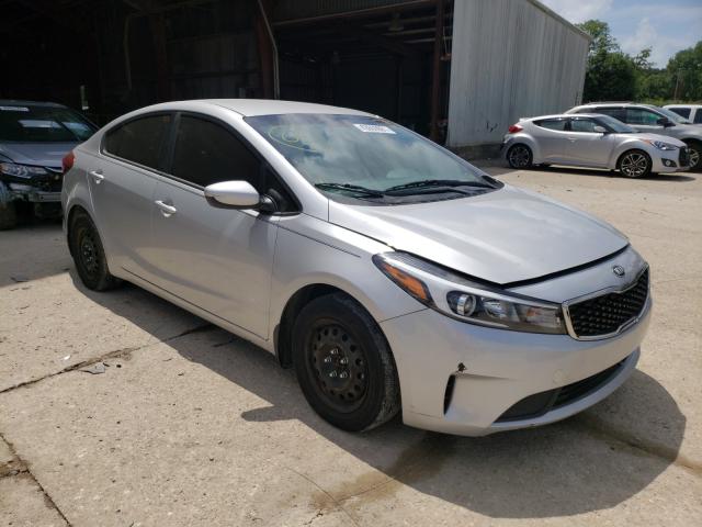 KIA FORTE LX 2018 3kpfk4a76je263013