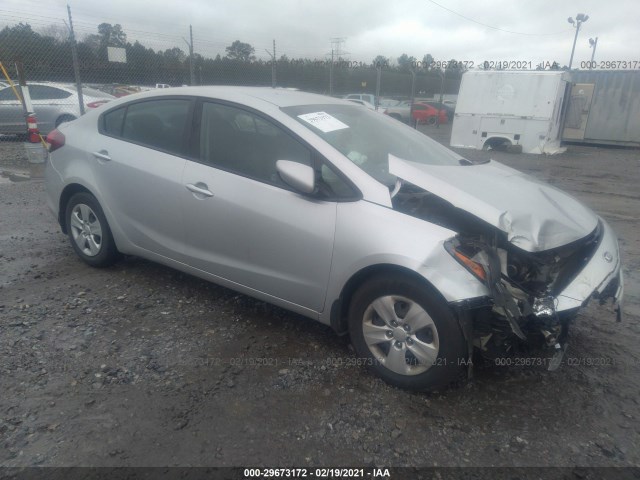 KIA FORTE 2018 3kpfk4a76je268891