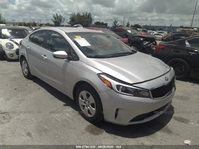 KIA FORTE 2017 3kpfk4a77he015721