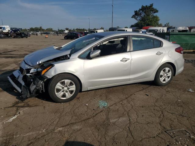 KIA FORTE LX 2017 3kpfk4a77he041915